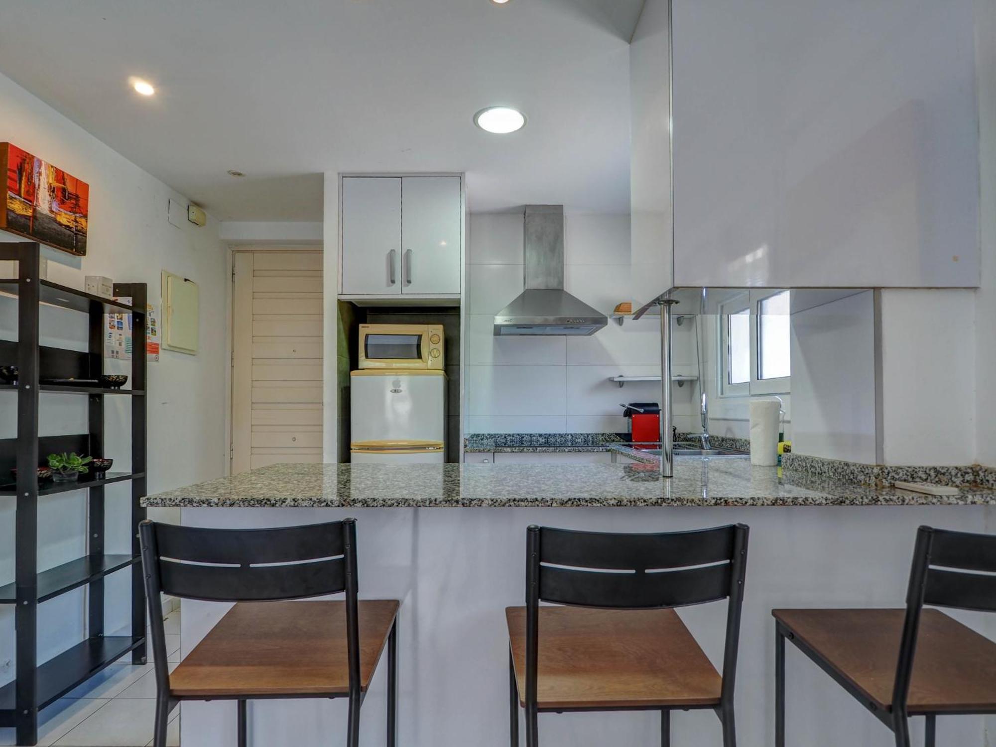 Los Globos Beach Studio By Hello Homes Sitges Exterior photo