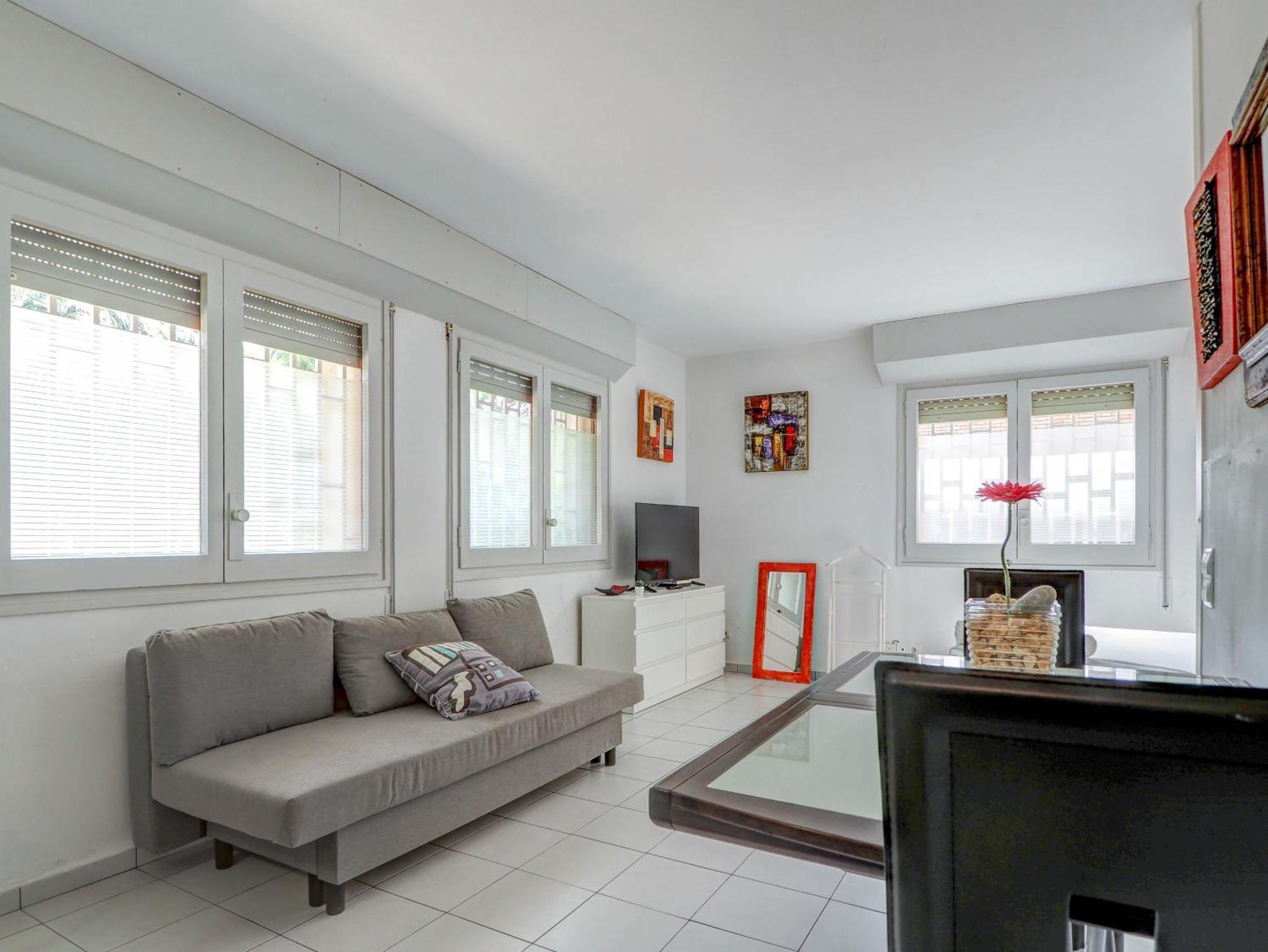 Los Globos Beach Studio By Hello Homes Sitges Exterior photo